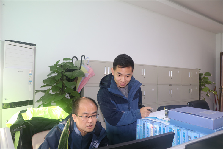 微信图片_20221117155315_副本.jpg
