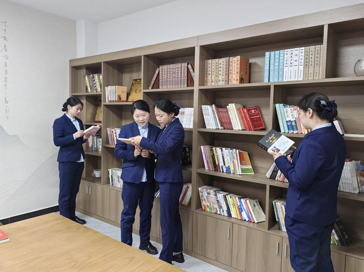 68518382b0bcb3e2adba87629583e656_副本.jpg