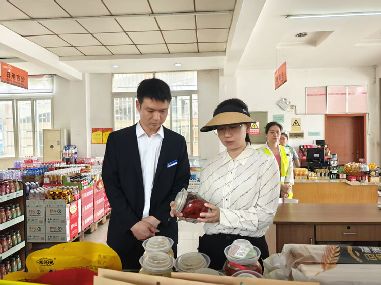 川东公司开展服务区（停车区）五一节前专项检查2_副本.jpg