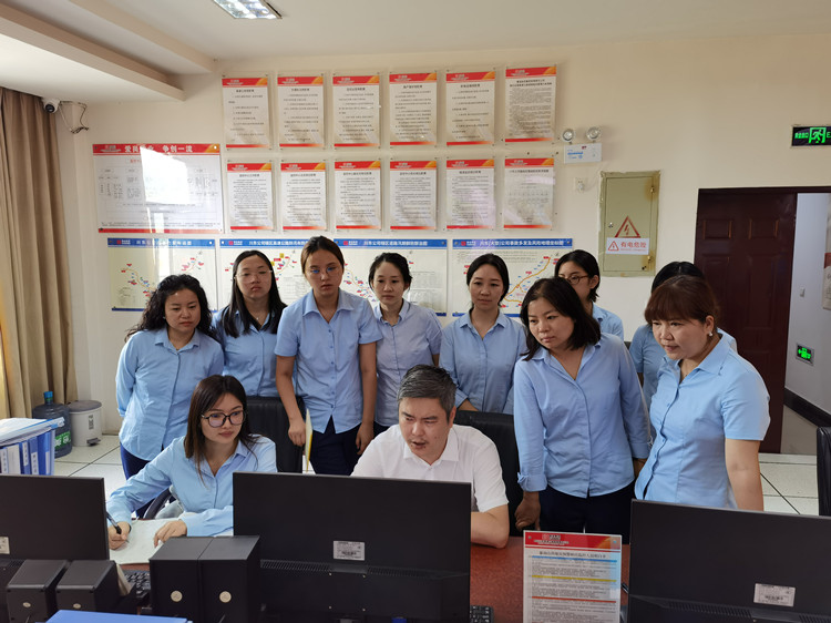 58c5a9f81418eeba3af44478f47f67e6_副本.jpg