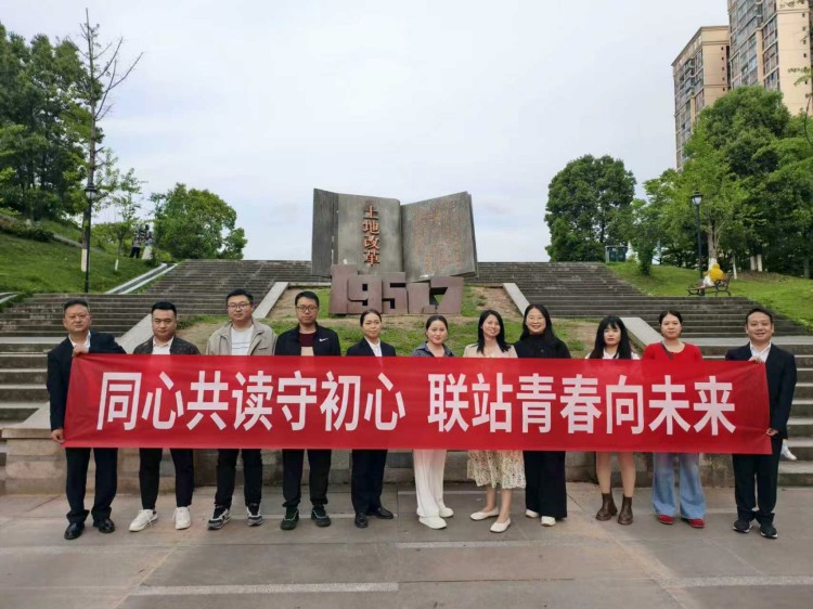 93e9e78df4f162d28a6dd4cba1434e94_副本.jpg