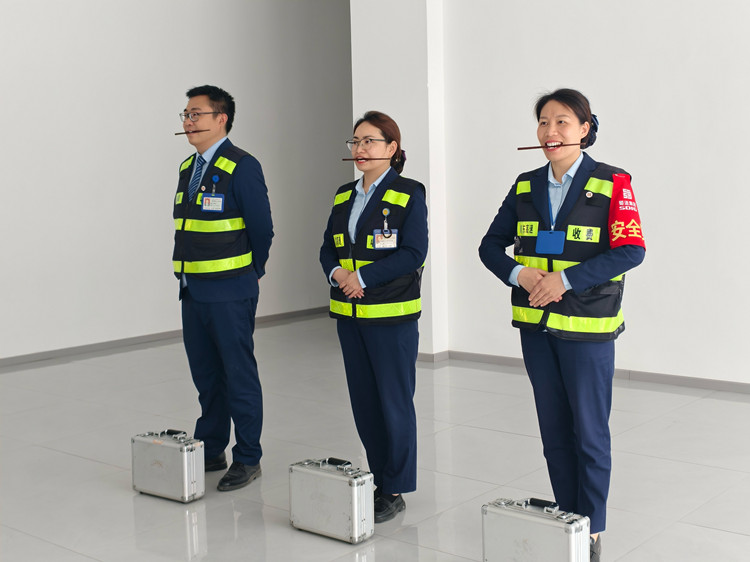aa13dbf9232609d5380dc8220f73345f_副本.jpg